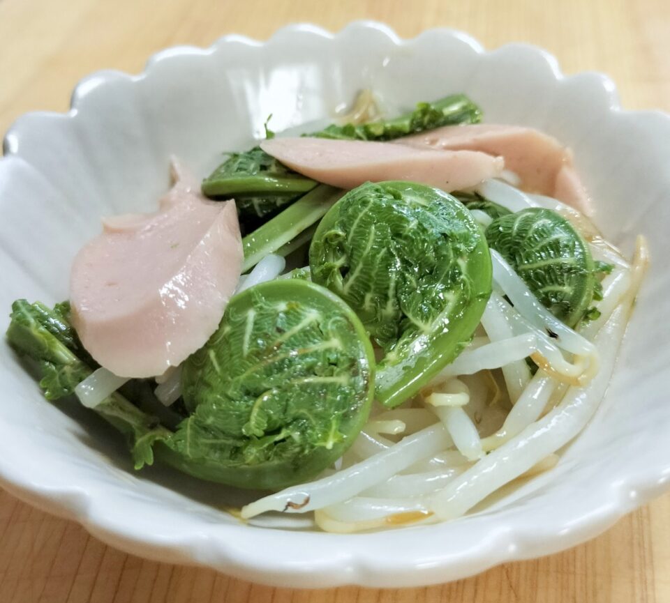 こごみの中華風おひたし